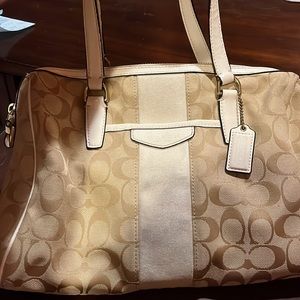 Coach purse. Cream color C1480-F28505